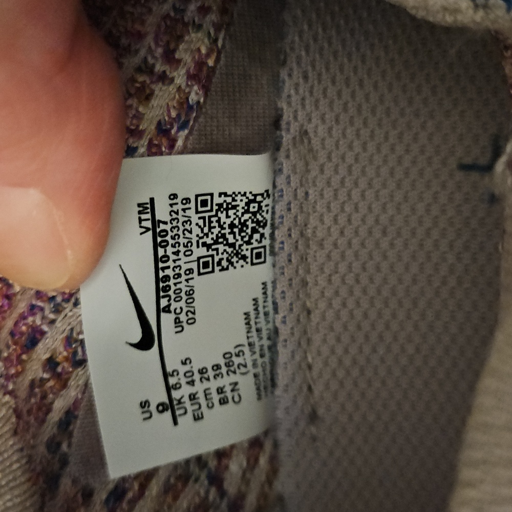 Nike Women's Multicolor Flyknit Vapormax Sneakers - Picture 8 of 8